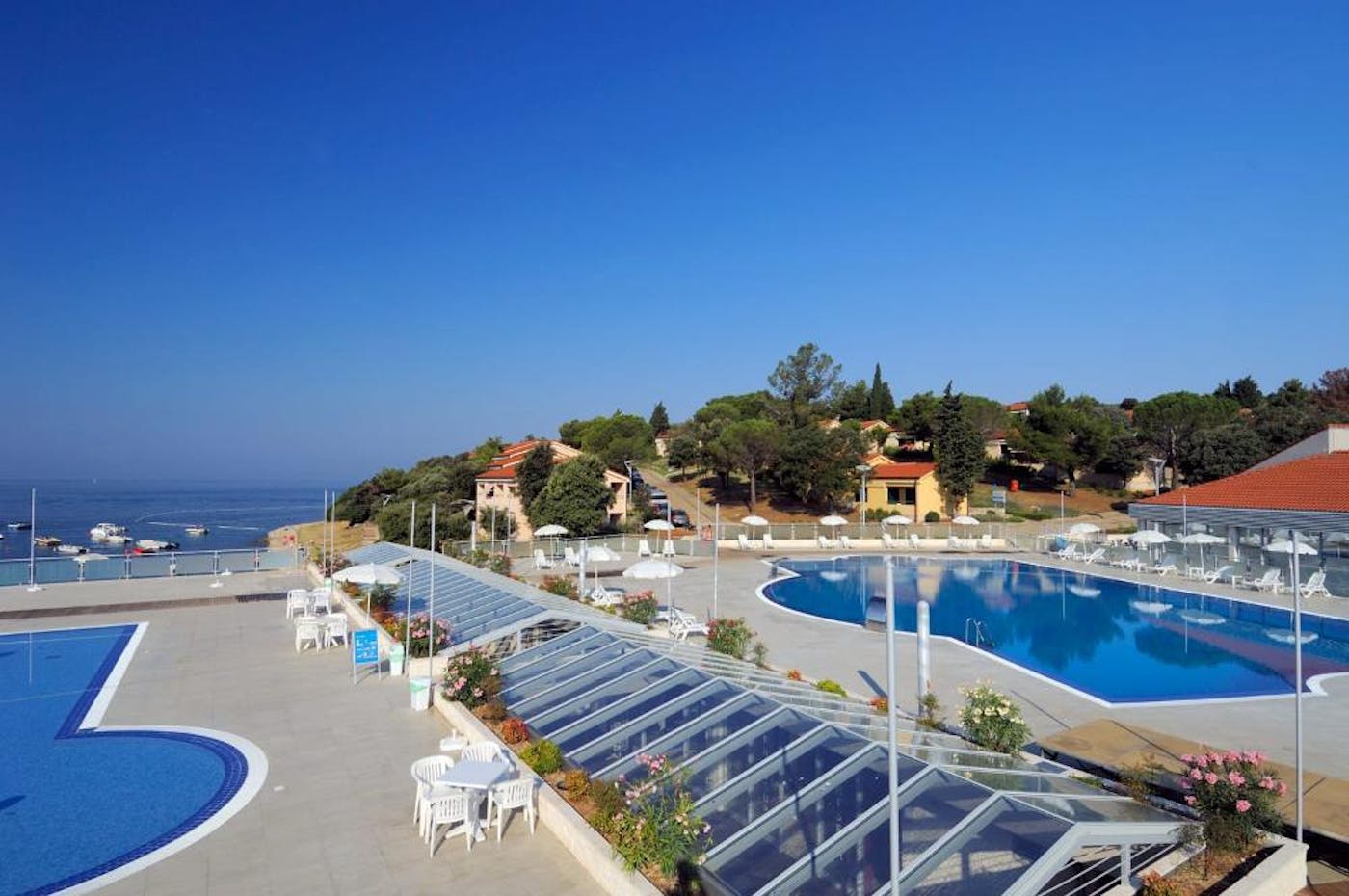 Resort Petalon 4*, Vrsar I Doživite idealan vikend uz polupansion, mediteranski ugođaj i ljepotu šljunčanih plaža!