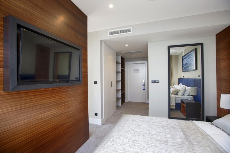 Uživajte u zimskom opuštanju u Marvie Hotel & Health 4*– gdje se moderan stil i bogata historija Splita savršeno spajaju!