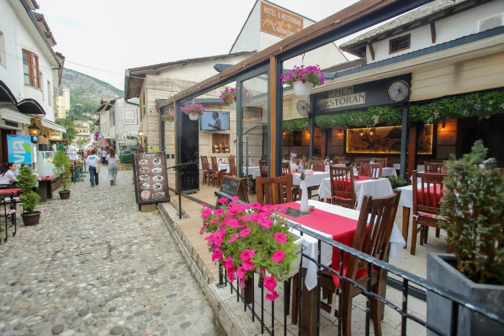 Hotel Emen 4*, Mostar – Autentična harmonija Starog grada, tradicije i vrhunskih gurmanskih užitaka!