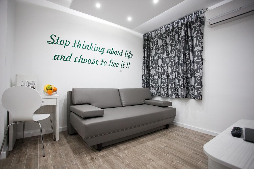 Uživajte u živopisnoj atmosferi Splita – luksuzni Apartmani 4 You savršen su izbor za početak mediteranske avanture i opuštanja!