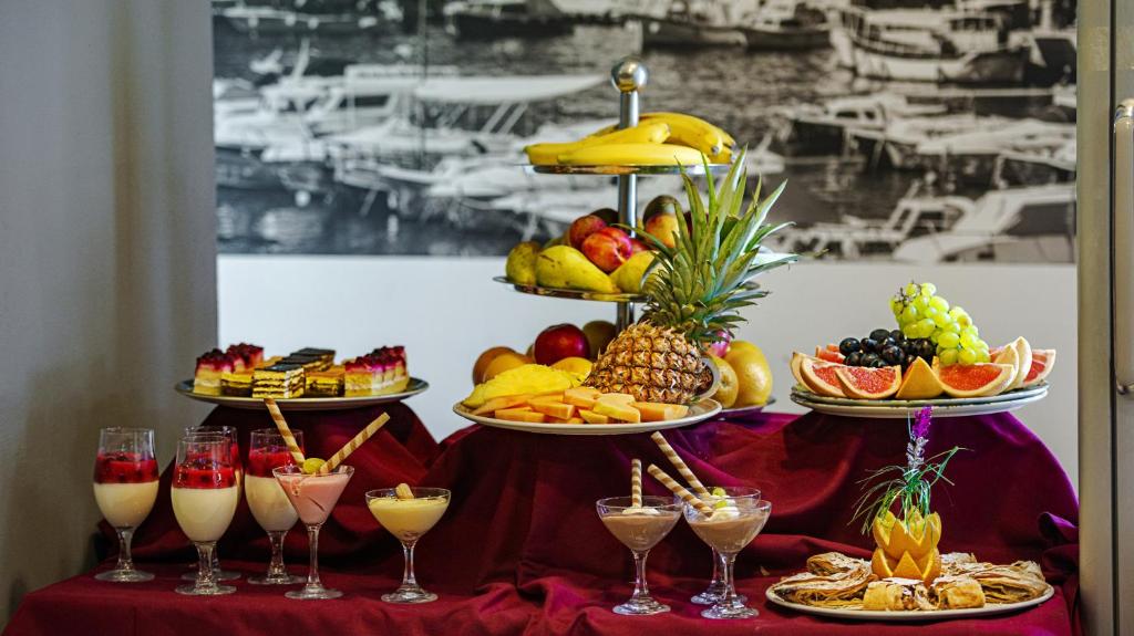 Hotel Uvala 4*, Dubrovnik – otkrijte čari luksuznog odmora uz predivne jadranske pejzaže, vrhunsku udobnost i autentični mediteranski ugođaj!