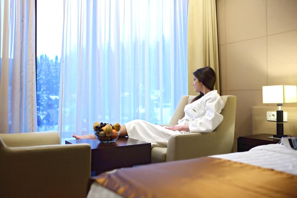 Smješten u čarobnoj prirodi Vlašića, Hotel Blanca Resort & Spa 5* nudi savršen spoj elegancije, mira i Wellness & Spa opuštanja!