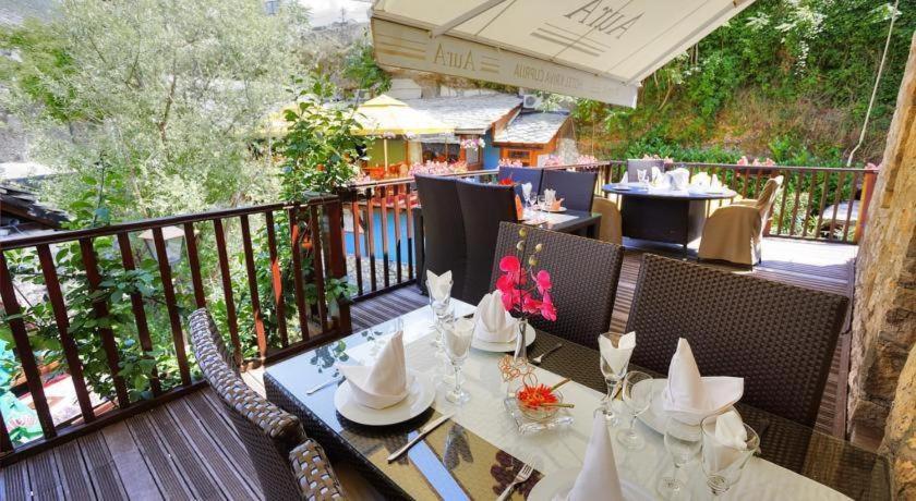 Hotel Kriva Ćuprija 4* | Uživajte u čarima Mostara, gdje se tradicija i luksuz spajaju uz prelijep pogled na Stari most!