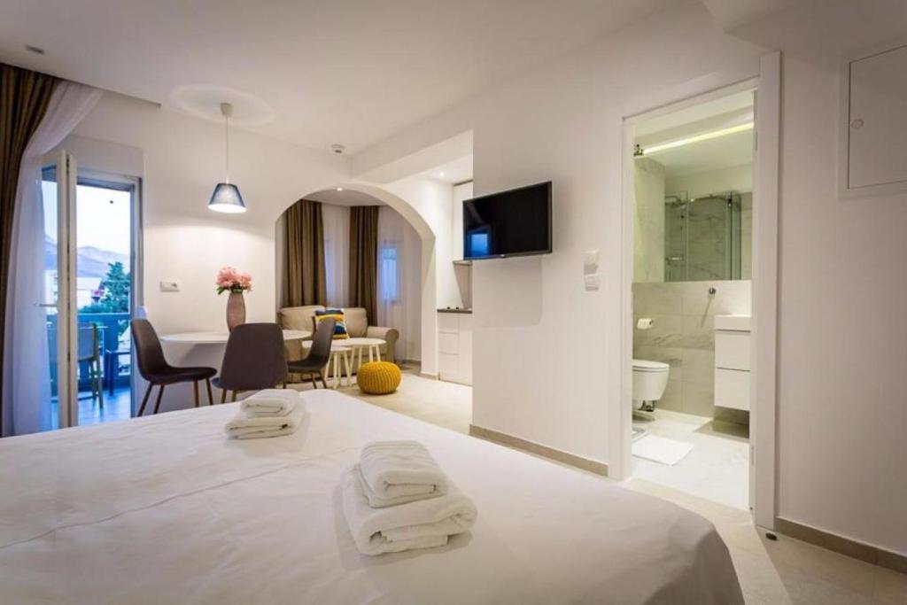 Uživajte u odmoru iz snova u Villi Katarina 4* na Makarskoj rivijeri, okruženi buđenjem prirode, mirisom mora i toplinom mediteranskog sunca!