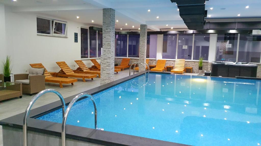 Hotel Central 4*, Vlašić I Pobjegnite od gradske vreve i uživajte u romantičnom Wellness odmoru za dvije osobe u planinskom raju Babanovca!