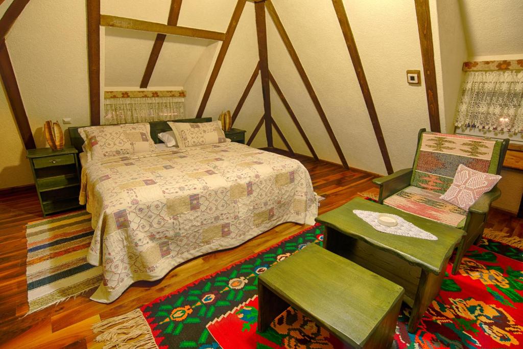 Doživite Turističko naselje Čardaci – oazu mira gdje se priroda, arhitektura i gostoprimstvo spajaju u savršen bijeg od svakodnevice!