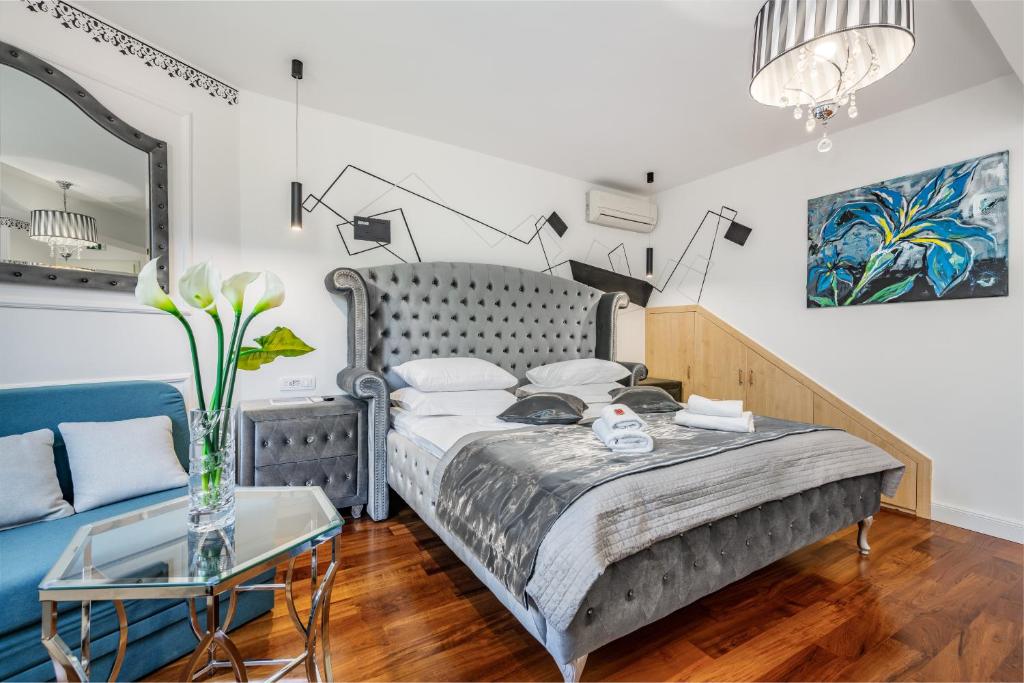 Otkrijte ljepote splitske Rive, prepustite se luksuzu i doživite nezaboravan boravak u Hotelu Galeria Valeria Downtown Seaside 4*!