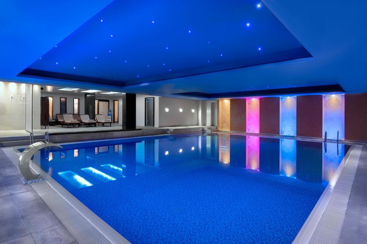 Mövenpick Hotel Sarajevo 4* – otkrijte veličanstveni svijet Wellness & Spa užitaka, uživajte u vrhunskim sadržajima i prepustite se trenucima koji će probuditi sva vaša čula!