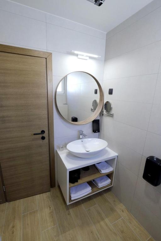 Villa Verica 4* | Prepustite se ljepotama Baške Vode i boravite u apartmanima koji nude potpuni komfor i čarobnu atmosferu!