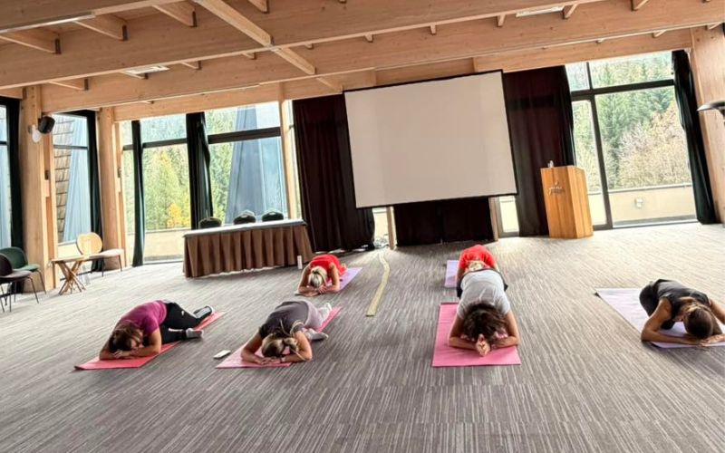 Nedjelja posvećena vašem miru – Wellness, joga i zdravi ručak uz pogled na Trebević u hotelu Pino Nature 4*!