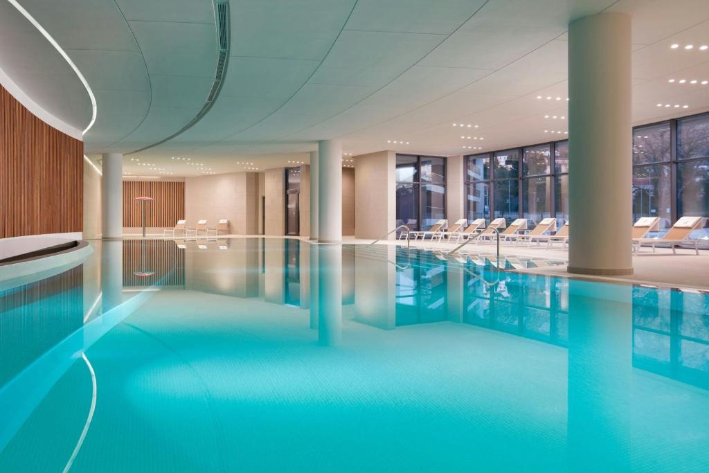 Sheraton Dubrovnik Riviera Hotel 5* – Uživajte u luksuznom Wellness & Spa odmoru na obali Jadrana, uz mirise mora i dašak elegancije!