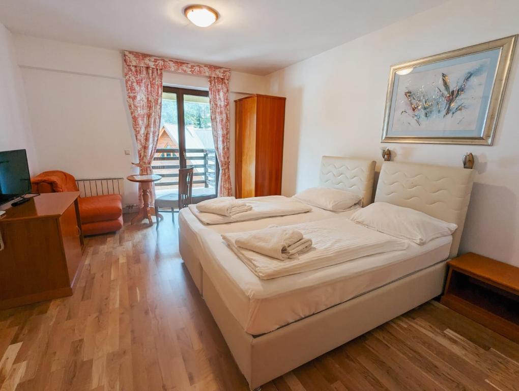 Zima na Vlašiću – savršen spoj prirodnog mira i luksuznog Wellness & Spa opuštanja u Hotelu Pahuljica 4*!