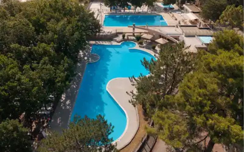 Hotel Grande Casa 4* u Međugorju nudi elegantan odmor uz vrhunsku uslugu, toplu atmosferu, profinjen stil i potpunu udobnost!