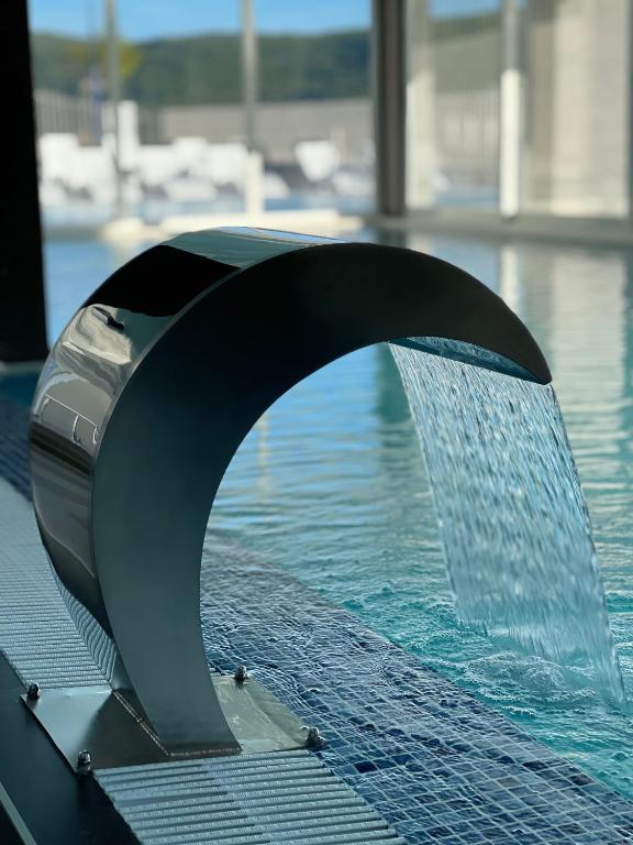 Marea Hotel & Spa 4*,  Neum I Prepustite se trenutku uživanja uz čari Jadrana i otkrijte prostor stvoren za potpunu relaksaciju i zadovoljstvo svih osjetila!