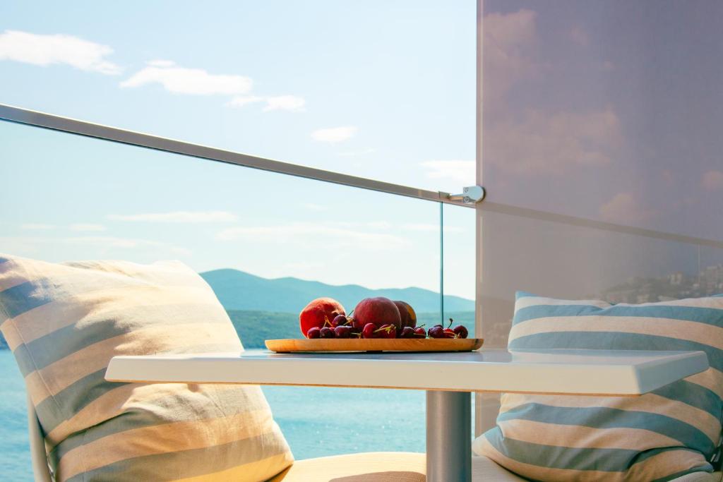 Provedite nezaboravne dane uz obalu Jadrana i uživajte u spoju mira, mora i mediteranske atmosfere u Hotelu Nova 4*, Neum!