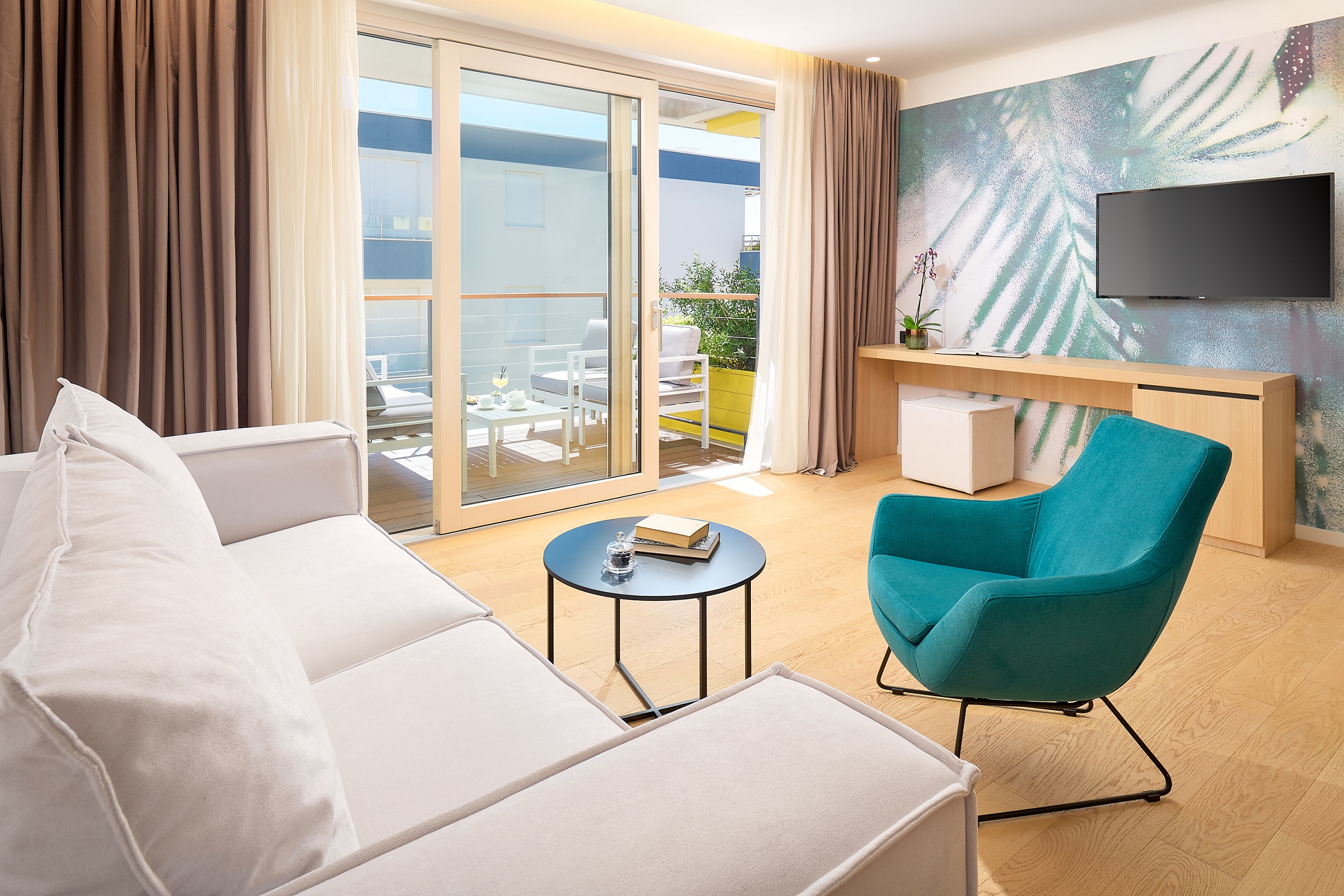 Doživite luksuz u Splitu – elegantni Amphora's Garden apartmani nude savršen odmor uz more!