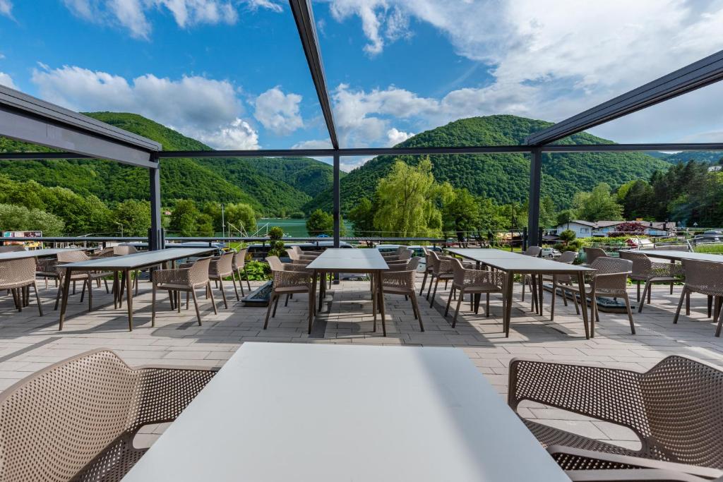 Doživite sklad prirode i odmora – Boravite u Hotelu Plivsko Jezero 3* i uživajte u bajkovitoj ljepoti Jajca i smaragdnog  jezera!