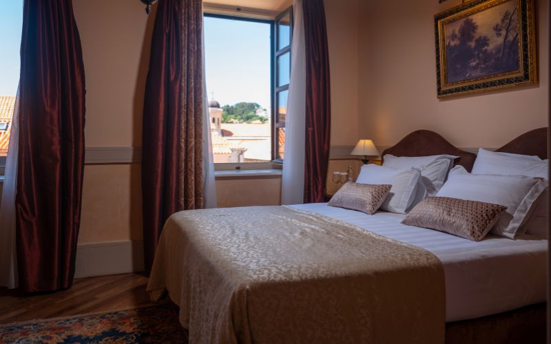 The Pucić Palace 5* – Luksuzni boravak u samom srcu dubrovačkog Starog grada, okružen historijom, kulturom i mediteranskim šarmom!