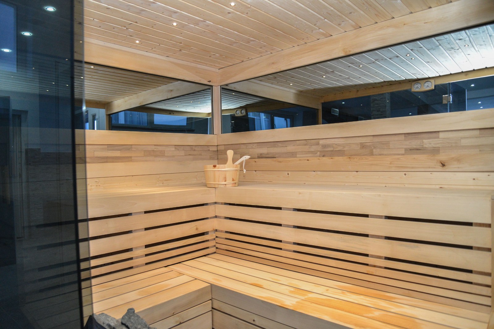 Hotel Central 4*, Vlašić – otkrijte savršen spoj proljetne prirode i vrhunskog Wellness & Spa užitka za potpuni osjećaj opuštanja!