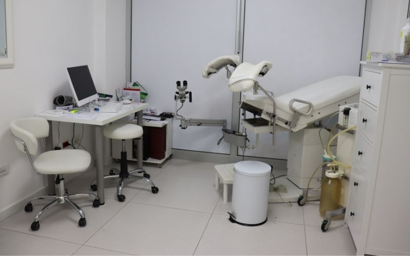 Stavite svoje zdravlje na prvo mjesto | Obavite sistematski ginekološki pregled i 4D ultrazvuk dojki uz savremenu opremu i stručno osoblje Ginekološke ordinacije Naša klinika!