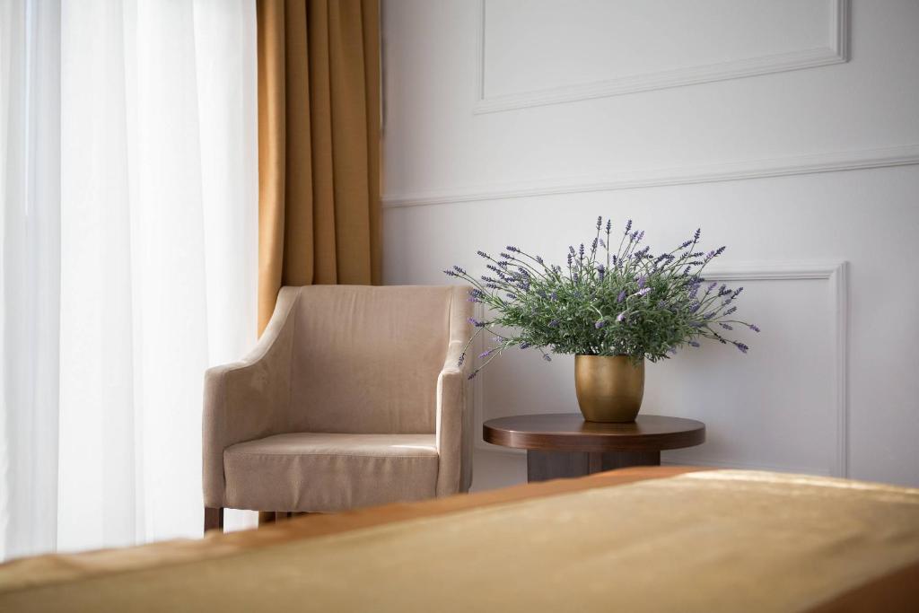 Uživajte u savršenom spoju mora, vrhunske usluge i autentičnog dalmatinskog šarma – Perla Resort 4*, Rogoznica!