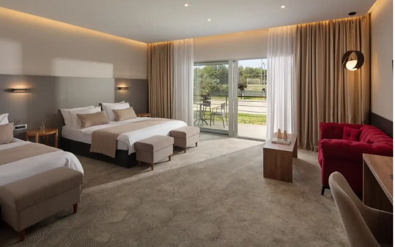 Hotel Grande Casa 4* u Međugorju nudi elegantan odmor uz vrhunsku uslugu, toplu atmosferu, profinjen stil i potpunu udobnost!