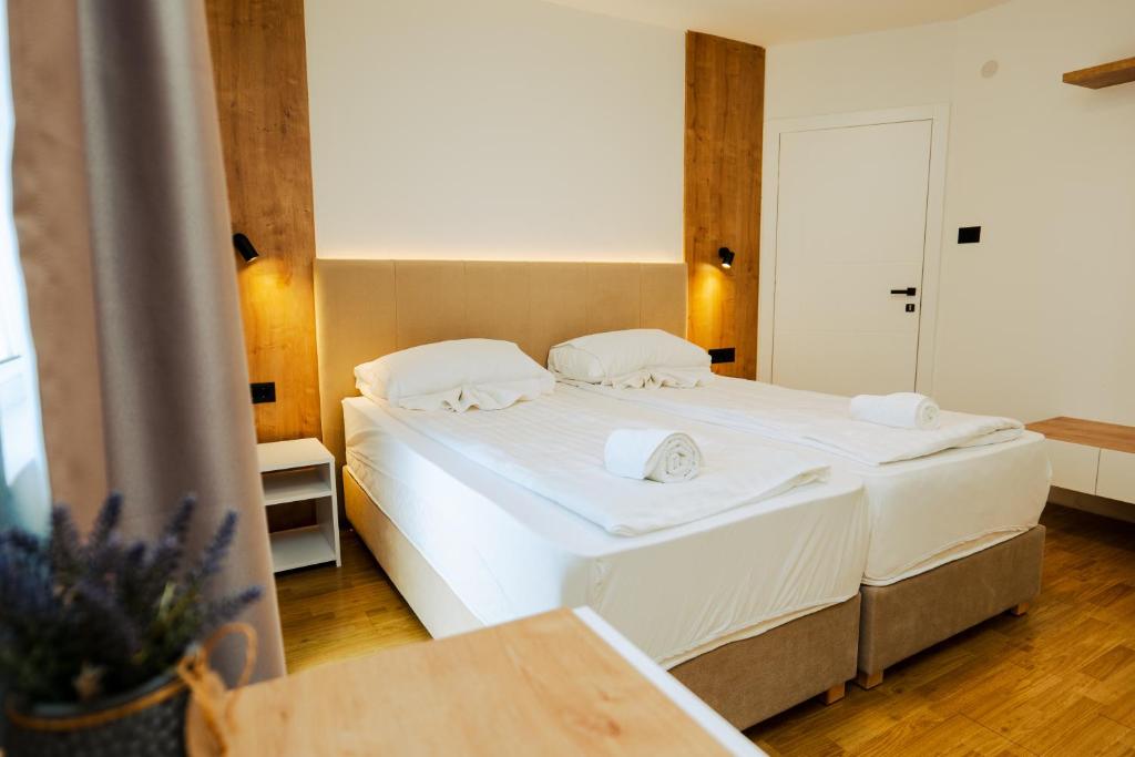 Vila Sunce Konjic – Village Resort I  Doživite savršen odmor, upoznajte sa sa čarima Boračkog jezera i uživajte u netaknutoj prirodi!