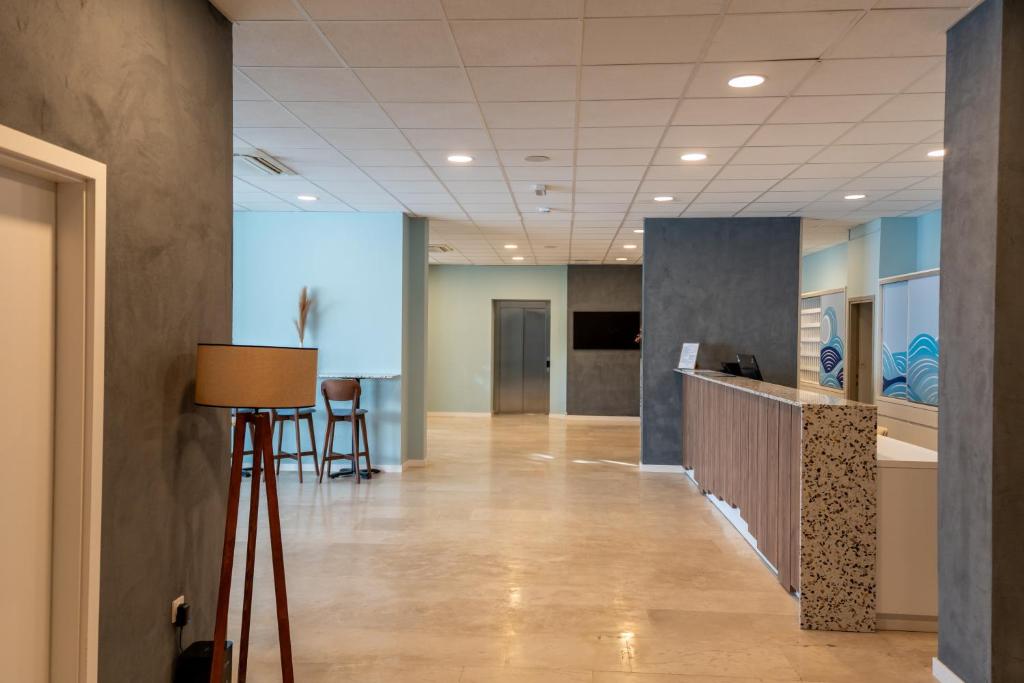 Alemaris Resort 3* – zakoračite u mirniju stranu Dalmacije i uživajte u jesenskim danima uz more, borovu šumu i prekrasan ambijent Baškog Polja!
