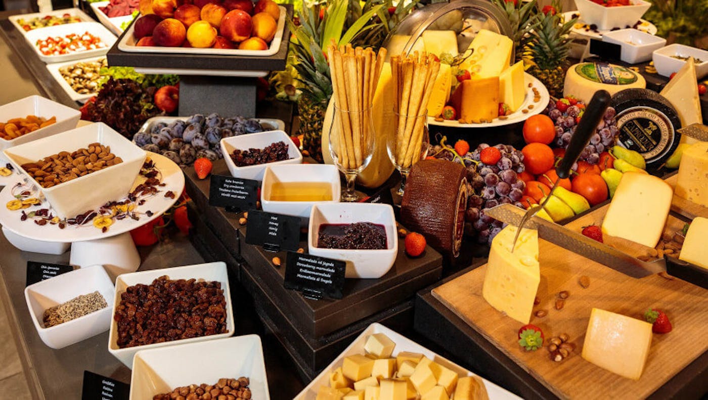 Island Hotel Istra 4* –  Vaša oaza mira i opuštanja na otoku nadomak Rovinja, okružena očaravajuće plavim morem i netaknutom prirodom!