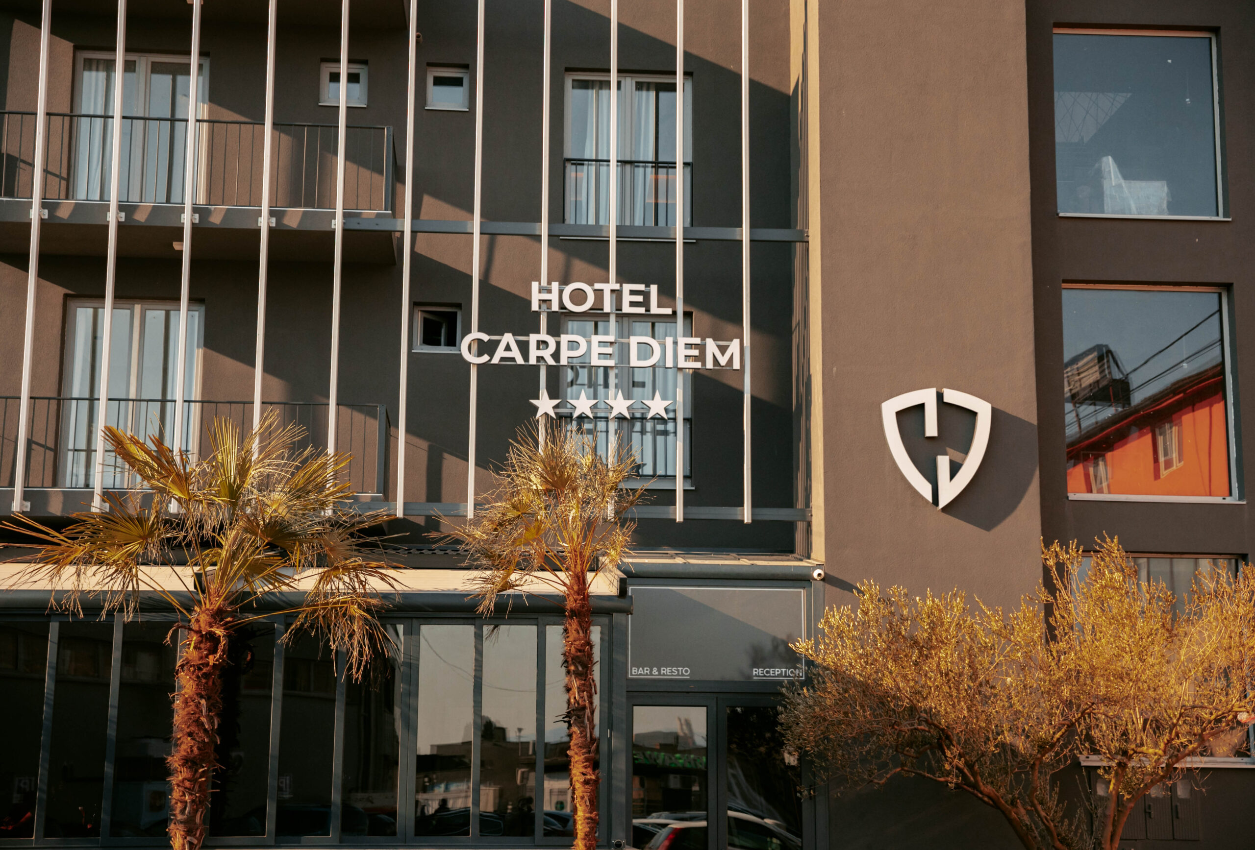 Uživajte u šarmu Mostara i luksuzu Hotela Carpe Diem 4*, gdje udobnost i stil stvaraju jedinstveno iskustvo odmora!