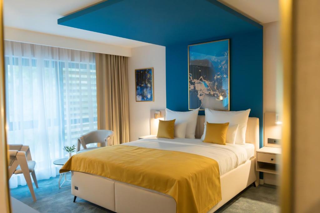 Doživite čari Mostara uz luksuzan boravak u Hotelu Spa Olive 4*, gdje se vrhunski komfor susreće s potpunom relaksacijom!