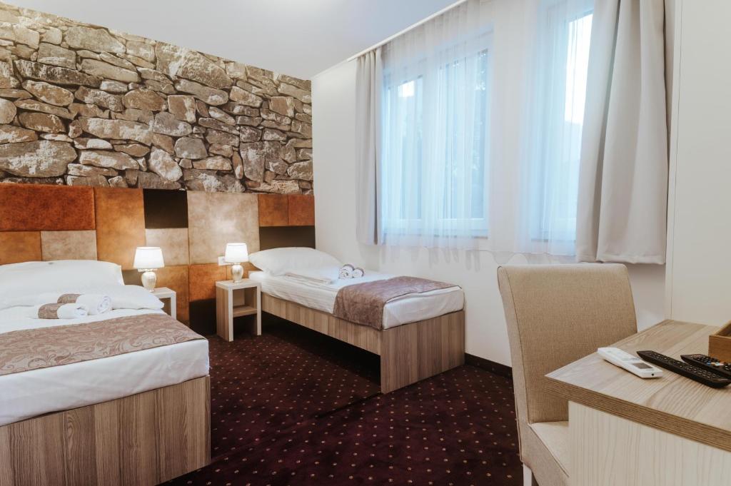 Posjetite najljepši grad na Neretvi I Septembarski odmor za dvije osobe provedite u moderno uređenom Hotelu Villa Meydan 4*, Mostar!