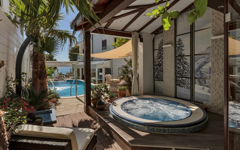 Gradac – Boutique Hotel Marco Polo 4*  nudi miran odmor uz more, ugodnu atmosferu i vrhunsku uslugu na Makarskoj rivijeri!