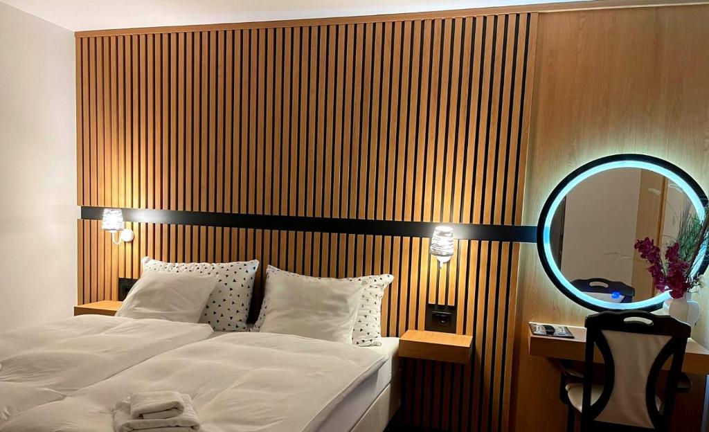 Otkrijte spoj modernog ambijenta, vrhunske udobnosti i luksuznog boravka u srcu Bihaća uz Hotel Swiss Plus 3*!