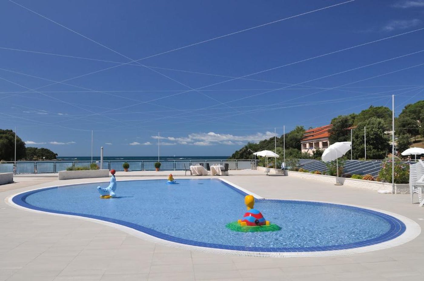 Resort Petalon 4*, Vrsar I Doživite idealan vikend uz polupansion, mediteranski ugođaj i ljepotu šljunčanih plaža!