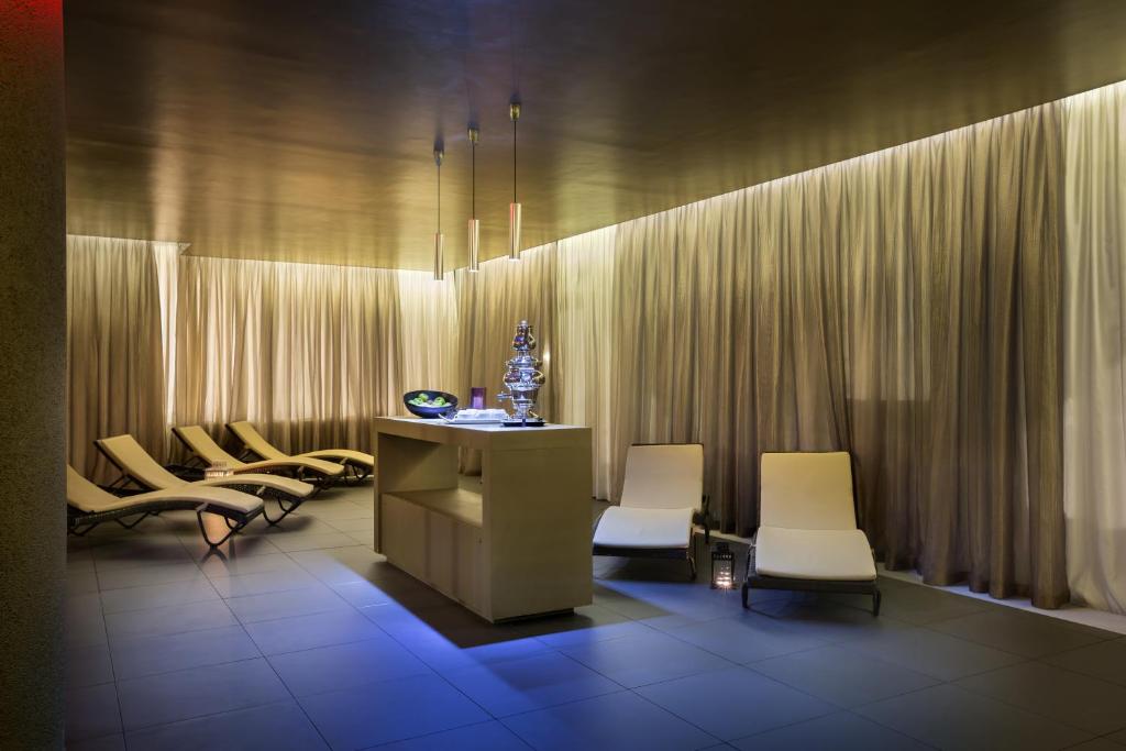 Aminess Vival Maestral Hotel 4* I Doživite odmor koji spaja netaknutu prirodu i srdačnost Istre uz obalu slikovitog Novigrada!