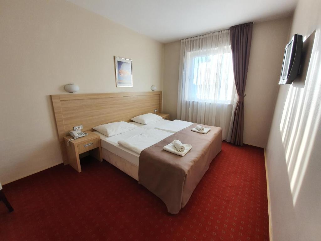 Doživite Hercegovinu na poseban način – uživajte u Wellness sadržajima, udobnom smještaju i gostoprimstvu Hotela Brotnjo 4*!