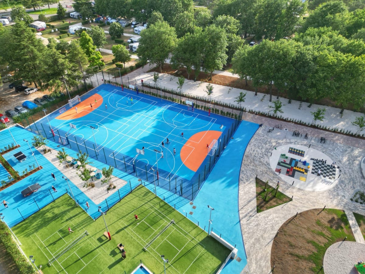 Provedite nezaboravan odmor uz obalu Jadrana u kampu Valkanela 4* – spoj kristalno čistog mora, mediteranske prirode i očaravajućih pogleda na slikoviti Vrsar!