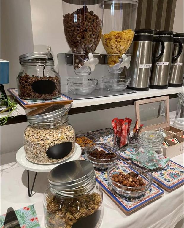 Hotel Stolac 4* – otkrijte čaroliju odmora u slikovitom ambijentu gdje se priroda i bogata historija susreću u savršenoj harmoniji, stvarajući idealno mjesto za opuštanje!