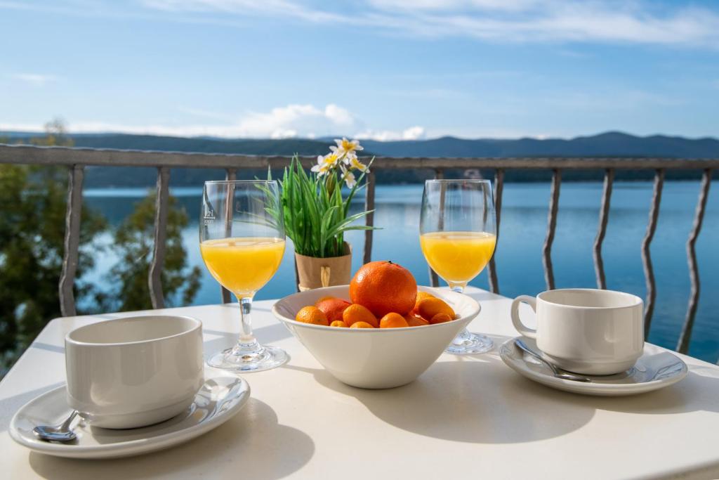 Provedite nezaboravne dane uz obalu Jadrana i uživajte u spoju mira, mora i mediteranske atmosfere u Hotelu Nova 4*, Neum!