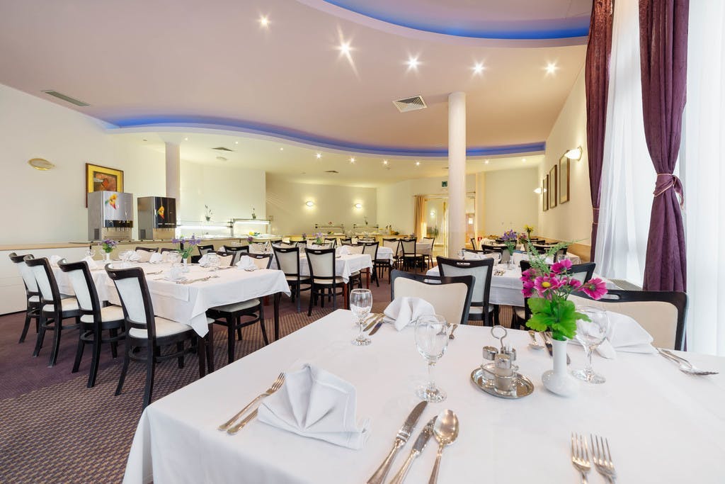 Doživite čari Vodica uz more i provedite porodični odmor u Hotelu Punta 4* & Villa Arausa 4* uz ALL INCLUSIVE LIGHT uslugu!