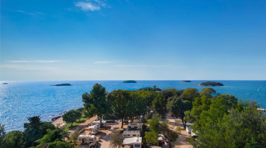Kamp Valkanela 4* – otkrijte čari Jadrana uz kristalno čisto more, prekrasnu prirodu, nezaboravne poglede na Vrsar i spokojnu obalu koja poziva na potpuni mir i uživanje!