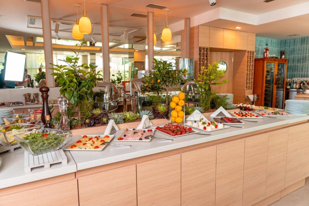 Doživite savršen odmor kroz nezaboravan dvodnevni bijeg ispunjen potpunim mirom i istinskim uživanjem u Garden City Hotel & Resort 4*, Konjic!