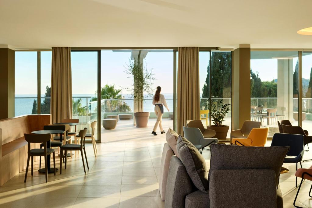 Hotel Astarea 3*, Mlini  – mjesto gdje se Jadransko more, mediteranski ambijent i udobnost stapaju u savršen odmor!