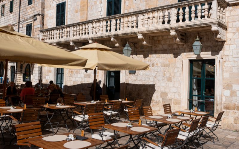 The Pucić Palace 5* – Luksuzni boravak u samom srcu dubrovačkog Starog grada, okružen historijom, kulturom i mediteranskim šarmom!