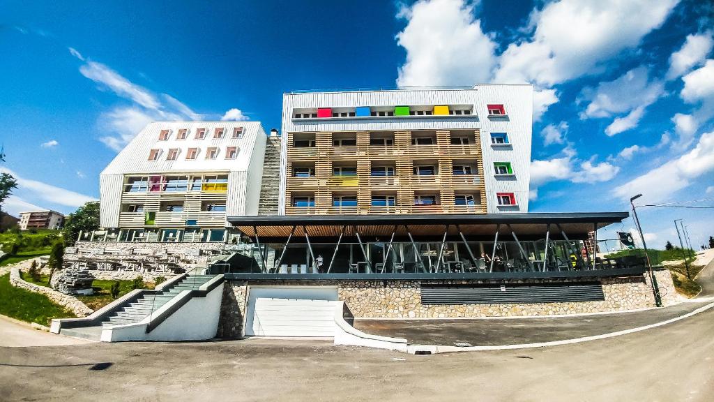Bjelašnica | Pobjegnite od gradske buke i pronađite unutrašnji mir u toplini našeg planinskog Hotela Han 4*!