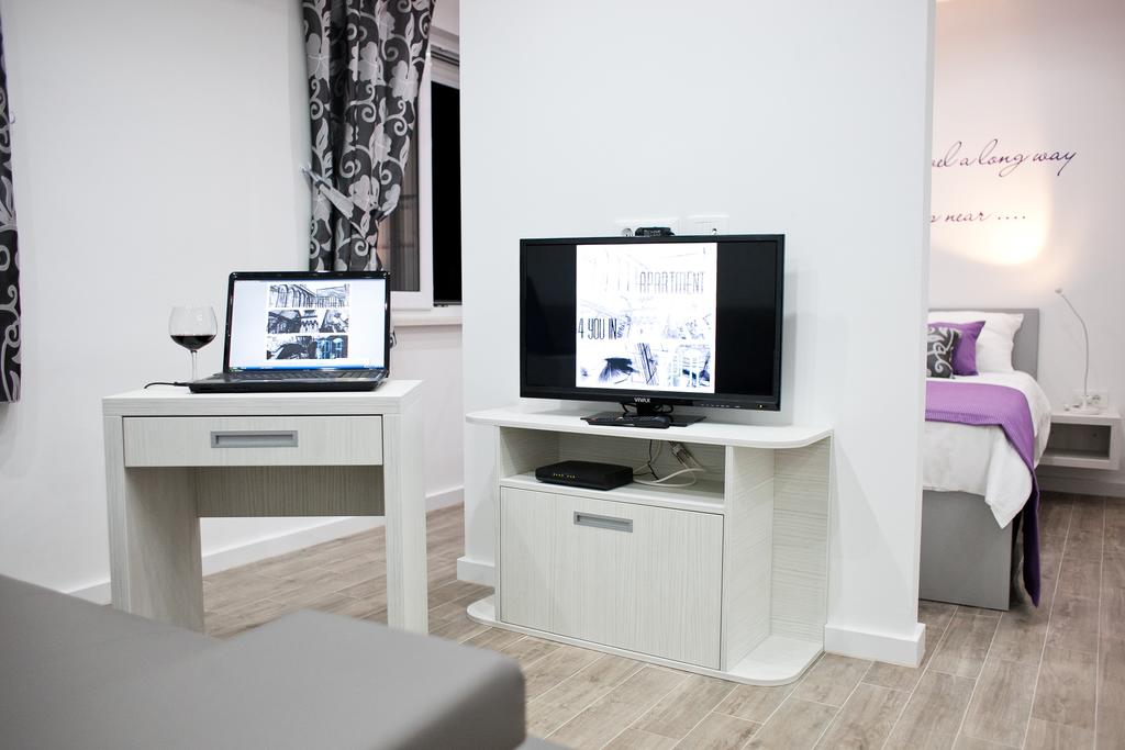 Uživajte u živopisnoj atmosferi Splita – luksuzni Apartmani 4 You savršen su izbor za početak mediteranske avanture i opuštanja!