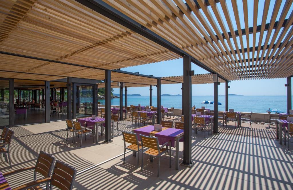 Doživite čaroban boravak u Mlinima – Hotel Mlini 4* savršen spoj mediteranskog šarma i luksuza, gdje svaki trenutak donosi nezaboravno iskustvo u srcu prirode i mora!