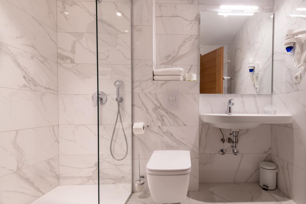 Provedite nezaboravne dane uz obalu Jadrana i uživajte u spoju mira, mora i mediteranske atmosfere u Hotelu Nova 4*, Neum!