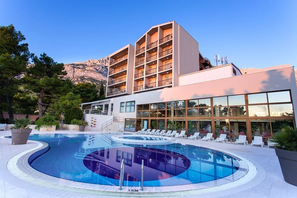 Hotel Horizont 4* I Odaberite mir i relaksaciju uz fantastičan Wellness & Spa odmor u čarobnoj Baškoj Vodi!
